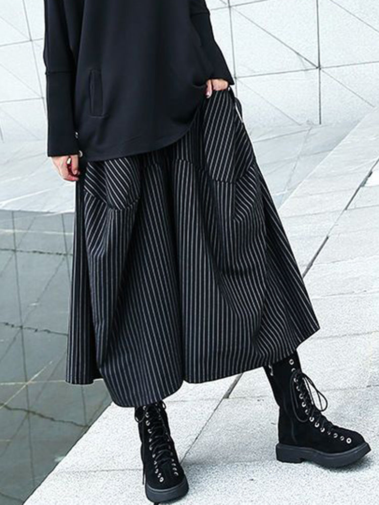 Men's LGBT trend Japanese black and white striped skirt