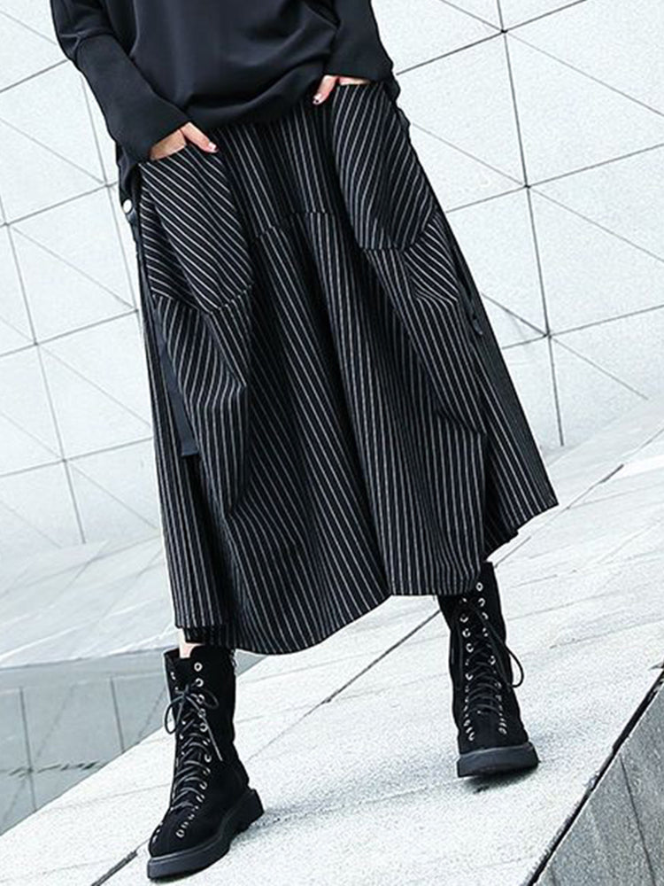 Men's LGBT trend Japanese black and white striped skirt