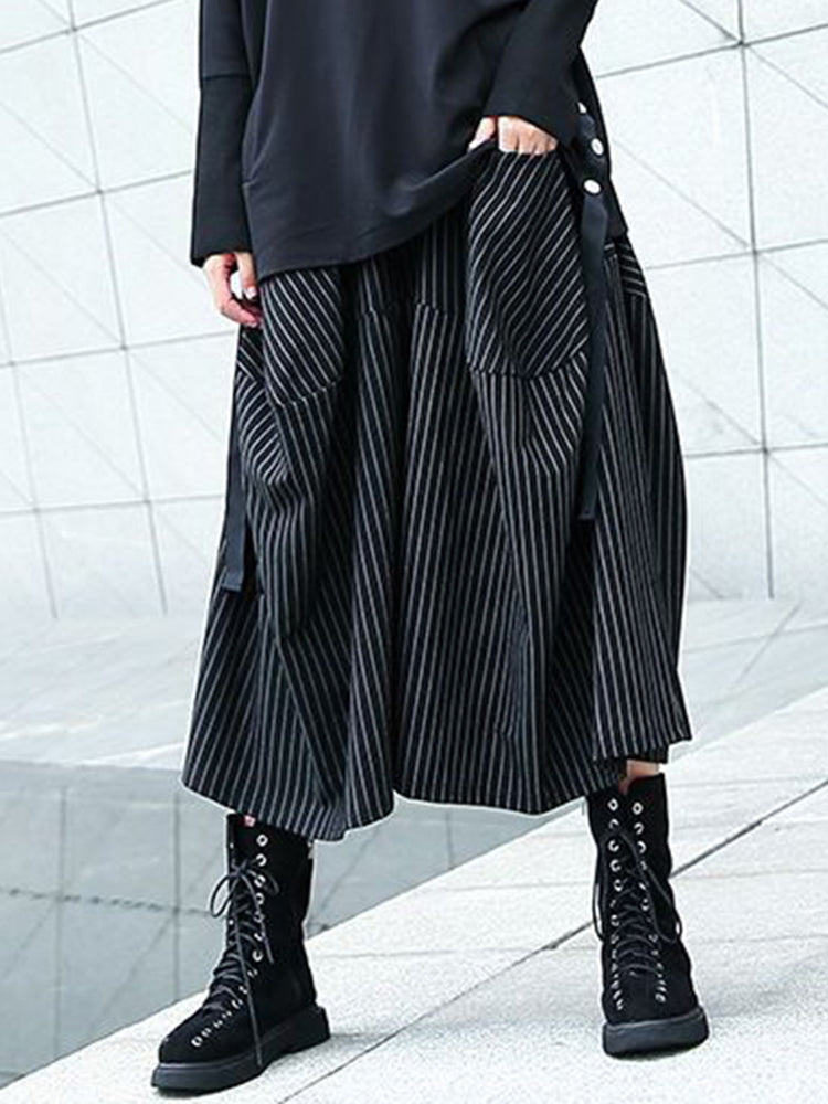 Men's LGBT trend Japanese black and white striped skirt