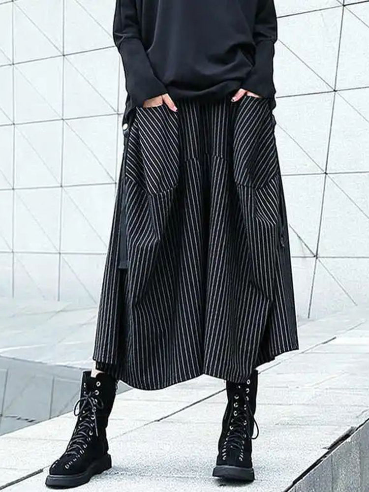 Men's LGBT trend Japanese black and white striped skirt